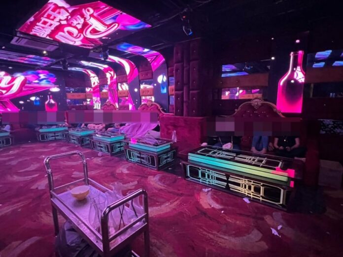 99abaeff4782d73b7a1a2e29658b663b