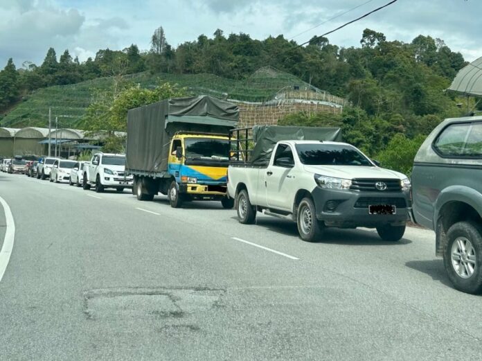 b1fb39792d721b52f3d0fa3c70d6db2e