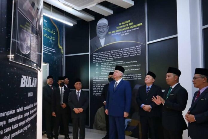 d10dc0fc02ec9c3f638e32f55c1d5dc7