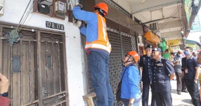 da92784dcb23e10f1efbda26e804ff81