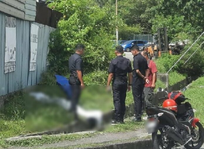 e2f027435dbba4e33310f1ce0e5bcd0e