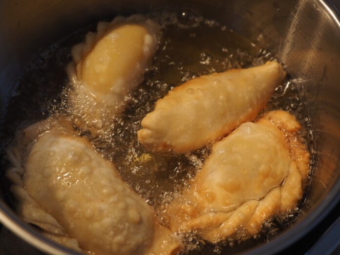 empanadas-592348_1280