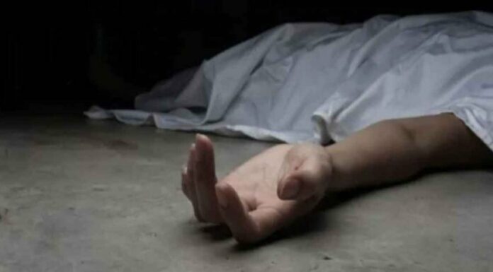 男子双手遭捆绑 全裸陈尸衣柜里面