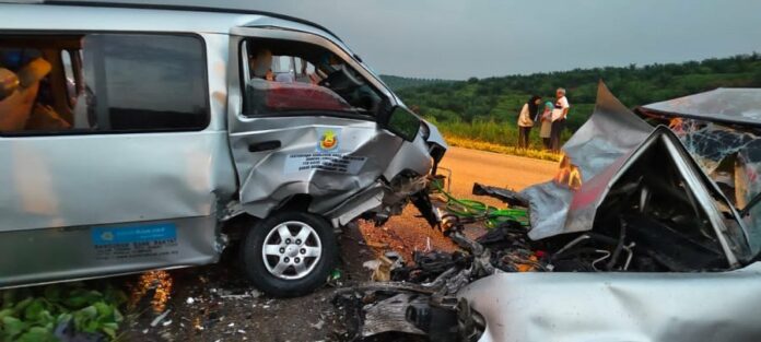 5b4f3deab4439271d7d2a8e2bd83bd63