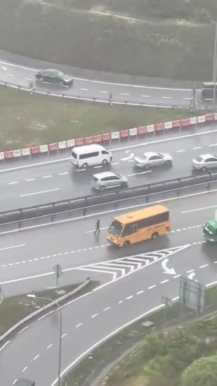 64bd0c12c7ac2839760f4af0e8cba353